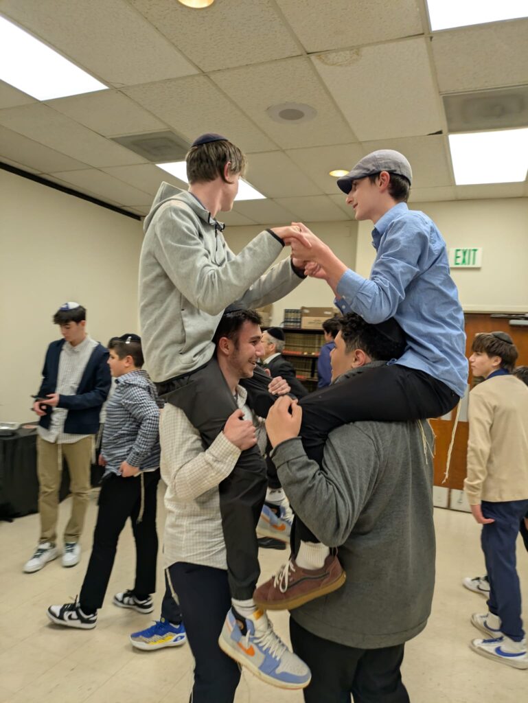 Chanukah Mesiba