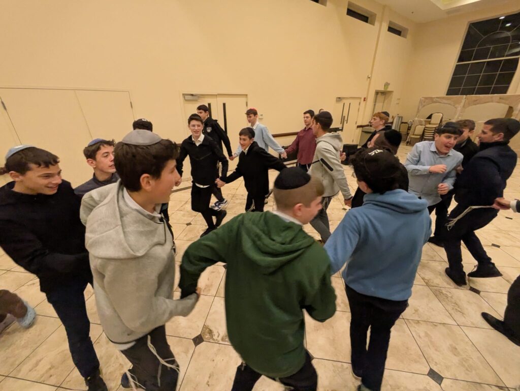 Chanukah Mesiba 2025